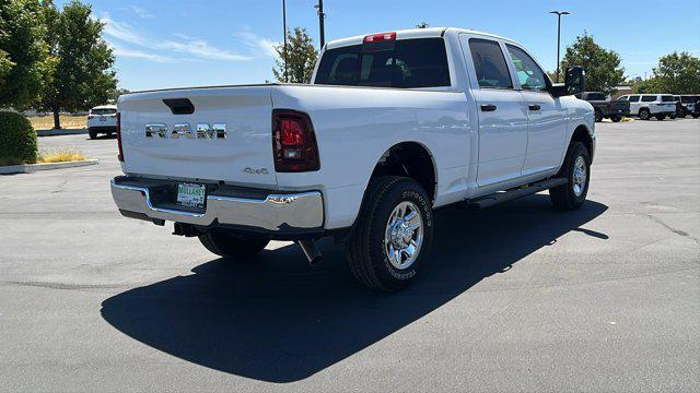 2026 RAM Ram 3500 RAM 3500 TRADESMAN CREW CAB 4X4 64 BOX