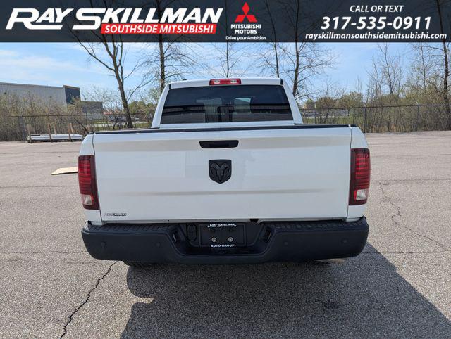 2024 Ram 1500 Classic Warlock Crew Cab 4x2 5'7" Box