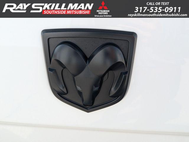 2024 Ram 1500 Classic Warlock Crew Cab 4x2 5'7" Box