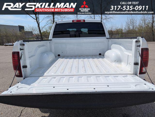 2024 Ram 1500 Classic Warlock Crew Cab 4x2 5'7" Box