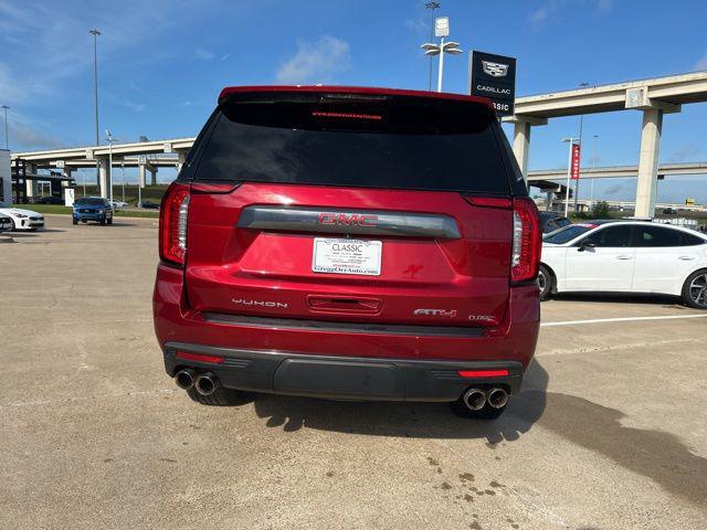 2024 GMC Yukon 4WD AT4