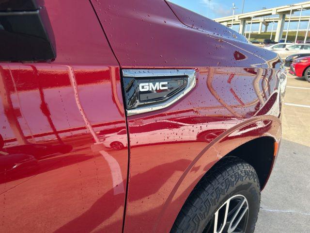 2024 GMC Yukon 4WD AT4