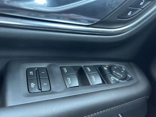 2024 GMC Yukon 4WD AT4