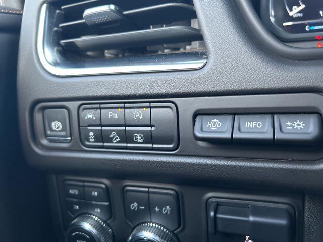2024 GMC Yukon 4WD AT4