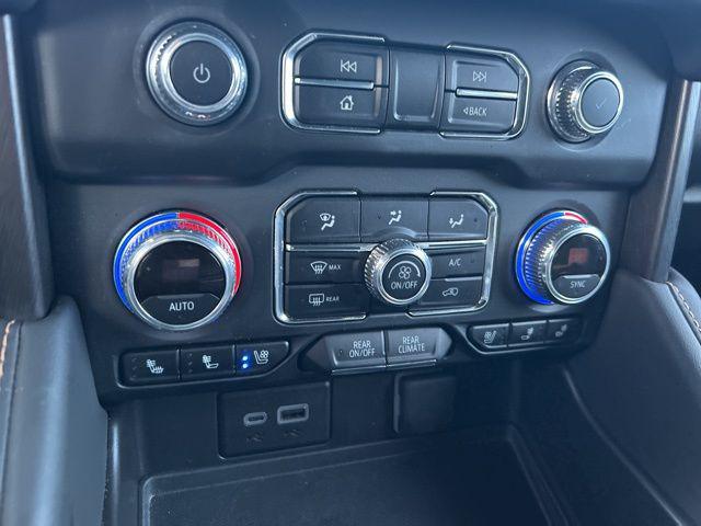2024 GMC Yukon 4WD AT4
