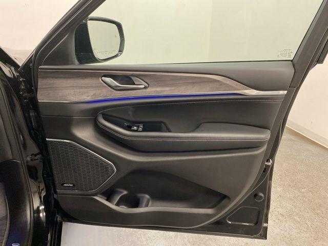 2023 Jeep Grand Cherokee L Overland 4x4