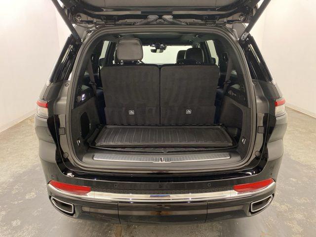 2023 Jeep Grand Cherokee L Overland 4x4