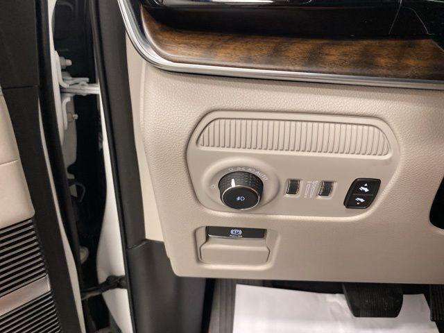 2023 Jeep Grand Wagoneer 4x4