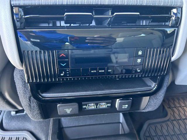 2024 Jeep Wagoneer Series II 4x4