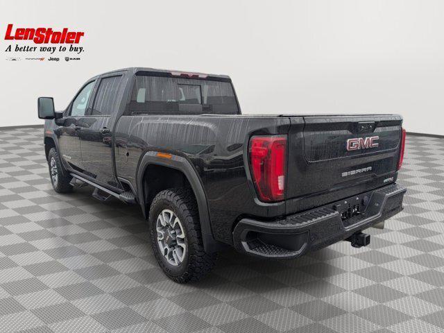 2023 GMC Sierra 2500HD 4WD Crew Cab Standard Bed AT4