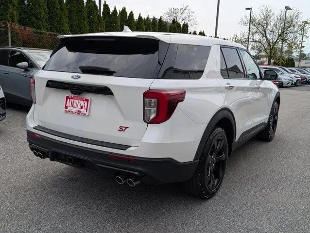 2022 Ford Explorer ST 2022 Ford Explorer ST