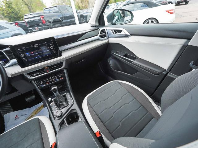 2025 Volkswagen Taos 1.5T SE