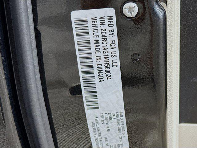 2021 Chrysler Voyager L