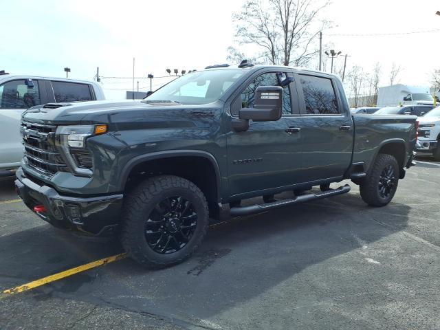 2026 Chevrolet Silverado 2500HD Crew Cab, Standard Bed, LT, 4WD