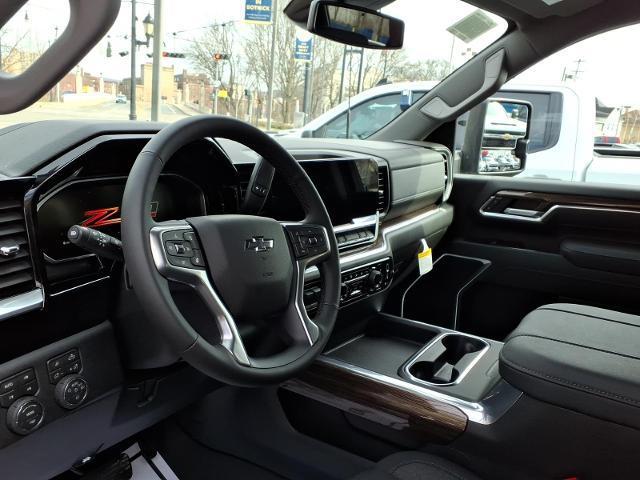 2026 Chevrolet Silverado 2500HD Crew Cab, Standard Bed, LT, 4WD
