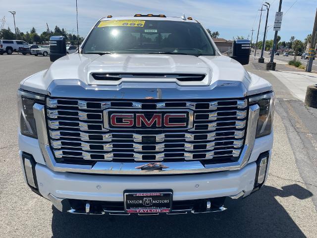 2025 GMC Sierra 3500HD 4WD Crew Cab Long Bed Denali