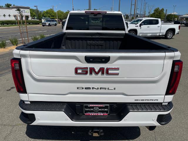 2025 GMC Sierra 3500HD 4WD Crew Cab Long Bed Denali