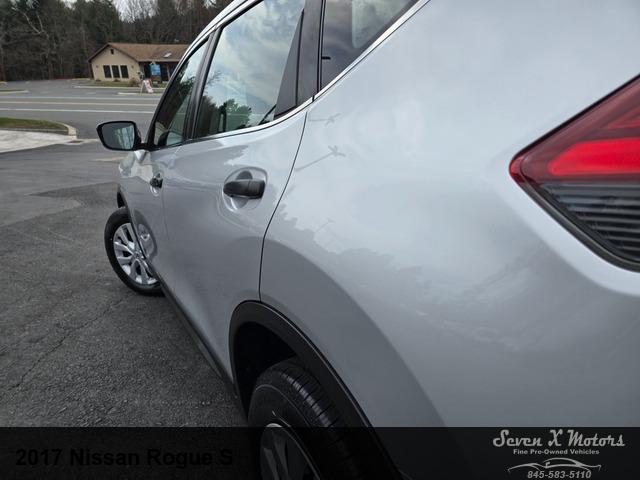 2017 Nissan Rogue S
