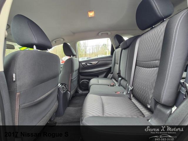 2017 Nissan Rogue S