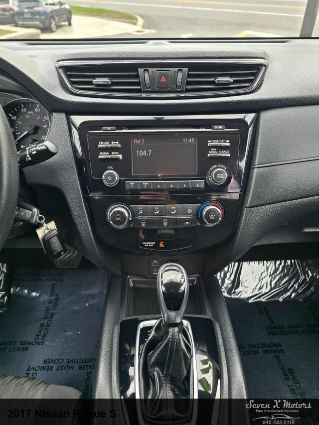 2017 Nissan Rogue S