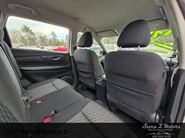2017 Nissan Rogue S