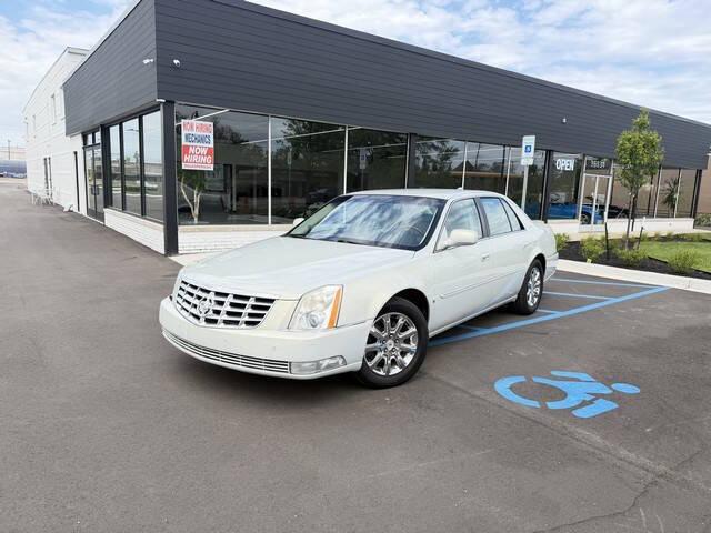 2009 Cadillac DTS 1SB for sale in Plymouth, MI