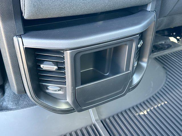 2026 Ram 1500 Big Horn Crew Cab 4x4 64 Box