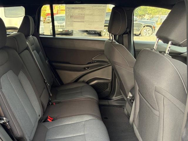 2026 Jeep Cherokee Laredo 4x4
