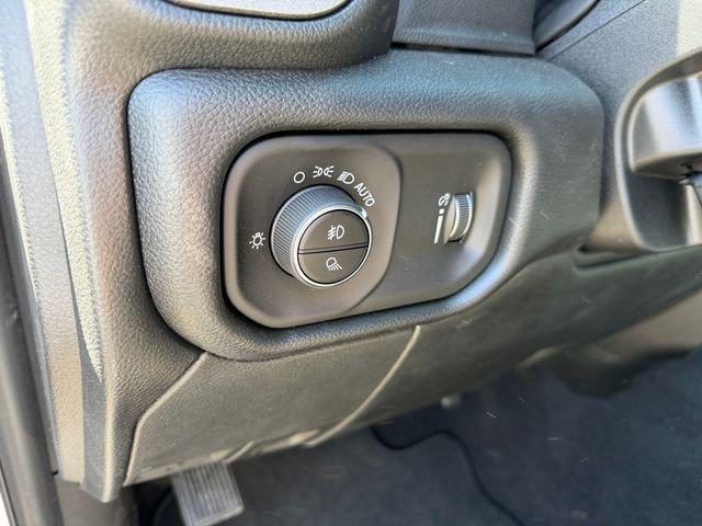 2026 Ram 2500 Tradesman Crew Cab 4x2 6'4" Box