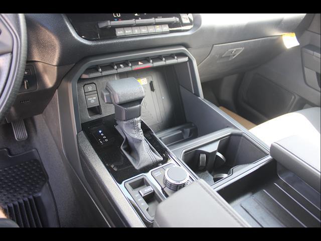 2026 Toyota Tundra SR5 CrewMax 5.5' Bed