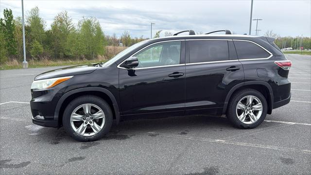 2016 Toyota Highlander Limited V6