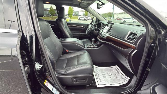 2016 Toyota Highlander Limited V6