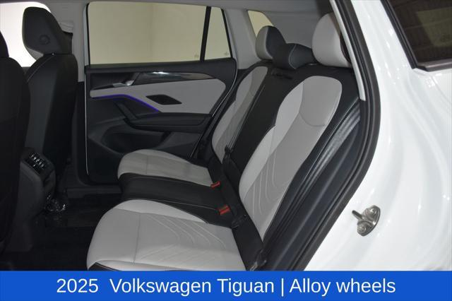2025 Volkswagen Tiguan 2.0T SE