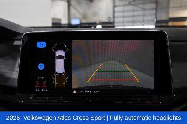 2025 Volkswagen Atlas Cross Sport 2.0T SE w/Technology