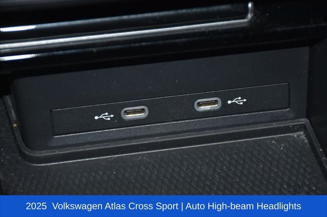 2025 Volkswagen Atlas Cross Sport 2.0T SE w/Technology