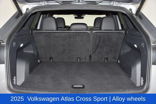 2025 Volkswagen Atlas Cross Sport 2.0T SE w/Technology