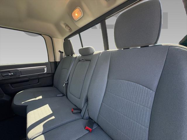 2023 Ram 1500 Classic SLT Crew Cab 4x4 5'7" Box
