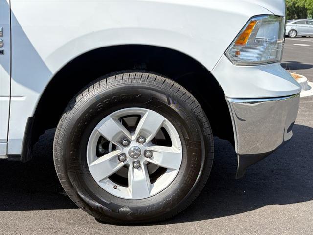 2023 Ram 1500 Classic SLT Crew Cab 4x4 5'7" Box
