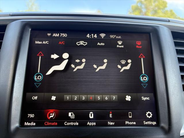 2023 Ram 1500 Classic SLT Crew Cab 4x4 5'7" Box