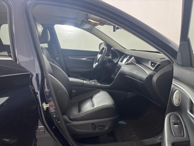 2023 INFINITI QX50 LUXE