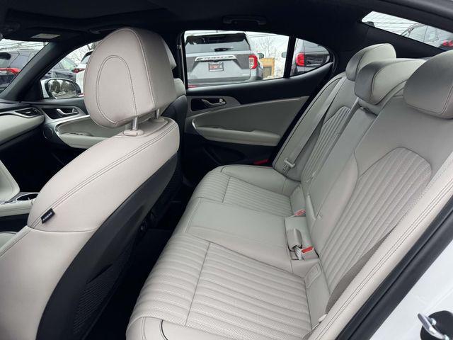 2023 Genesis G70 2.0T AWD