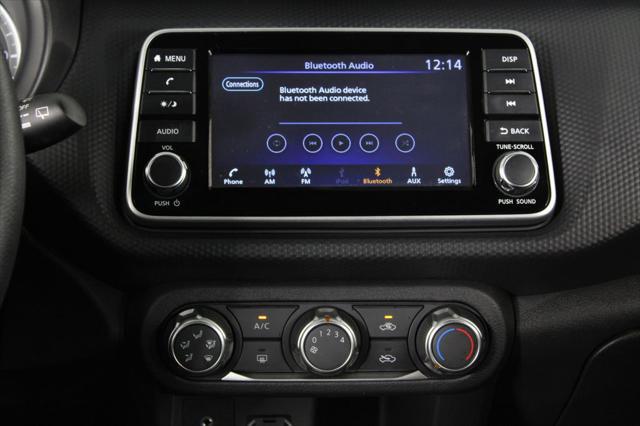 2025 Nissan Kicks S
