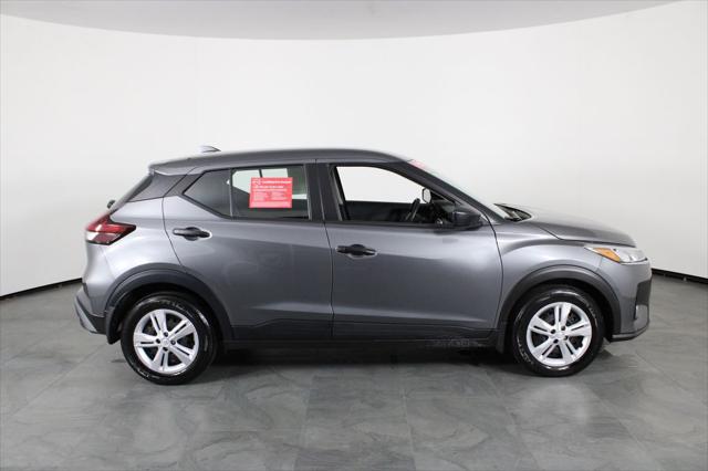 2025 Nissan Kicks S