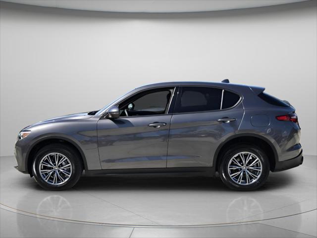 2023 Alfa Romeo Stelvio Sprint RWD