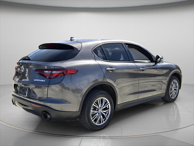 2023 Alfa Romeo Stelvio Sprint RWD