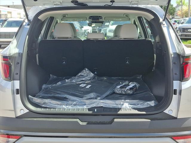 2026 Hyundai Tucson Hybrid Blue SE