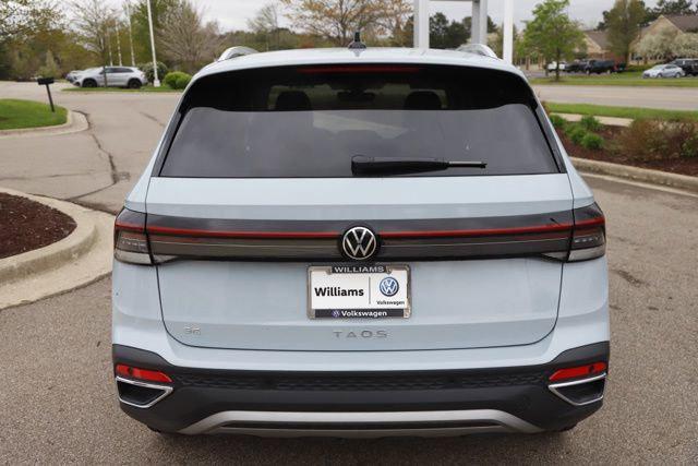 2025 Volkswagen Taos 1.5T SE