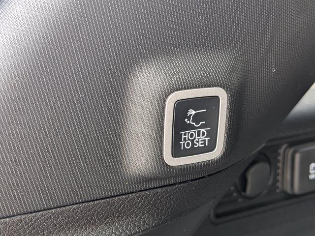 2025 Jeep Grand Cherokee Limited 4x2