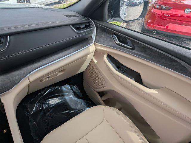 2025 Jeep Grand Cherokee Limited 4x2