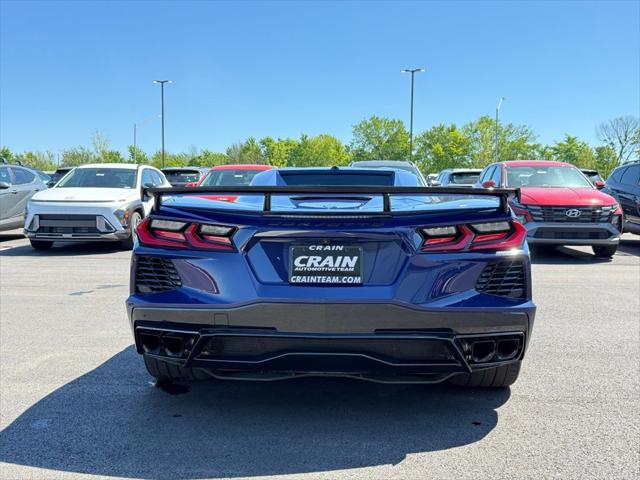 2025 Chevrolet Corvette Stingray RWD Convertible 2LT
